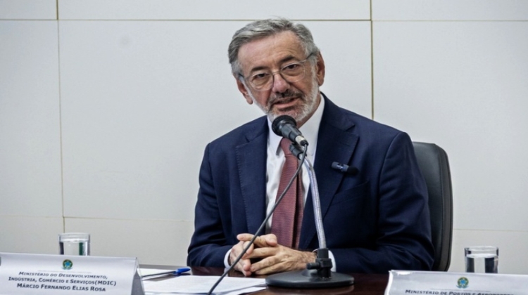 Notícia: Governo quer injetar R$ 341 bi na economia com ações que melhorem a competitividade das empresas
