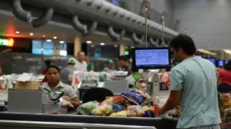 Notícia: Consumo nos lares brasileiros cresce 3,93% em maio